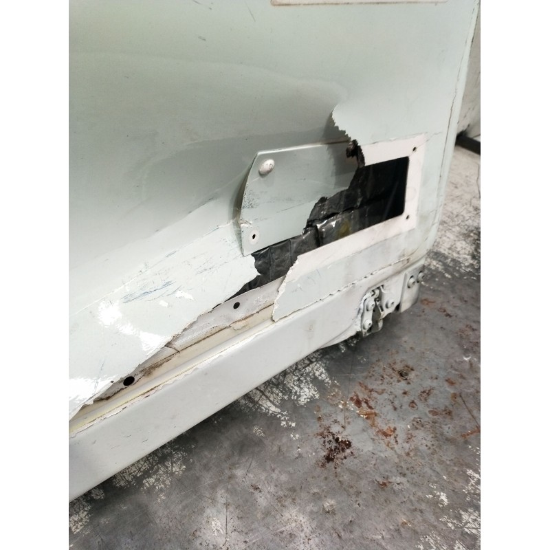 Recambio de puerta trasera derecha para mercedes-benz vito kasten (639) 113 cdi extralang (639.605) referencia OEM IAM VER FOTOS