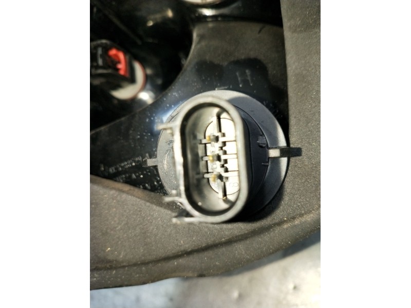 Recambio de piloto trasero izquierdo para chrysler neon ii 2.0 16v referencia OEM IAM   1999