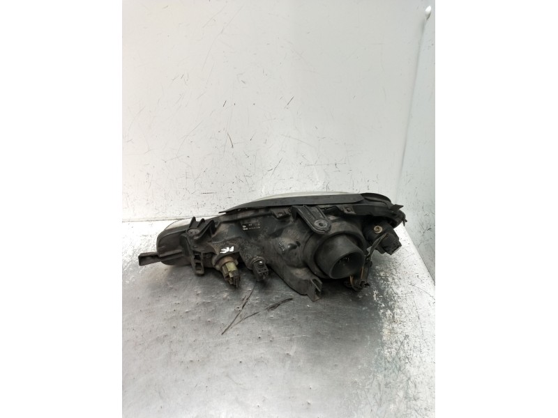 Recambio de faro derecho para chrysler neon ii 2.0 16v referencia OEM IAM   