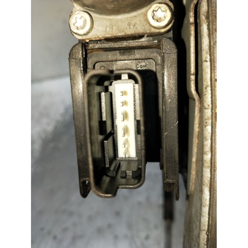 Recambio de elevalunas delantero izquierdo para citroën c5 iii (rd_) 1.6 hdi 110 referencia OEM IAM 0130822748 5P 2008