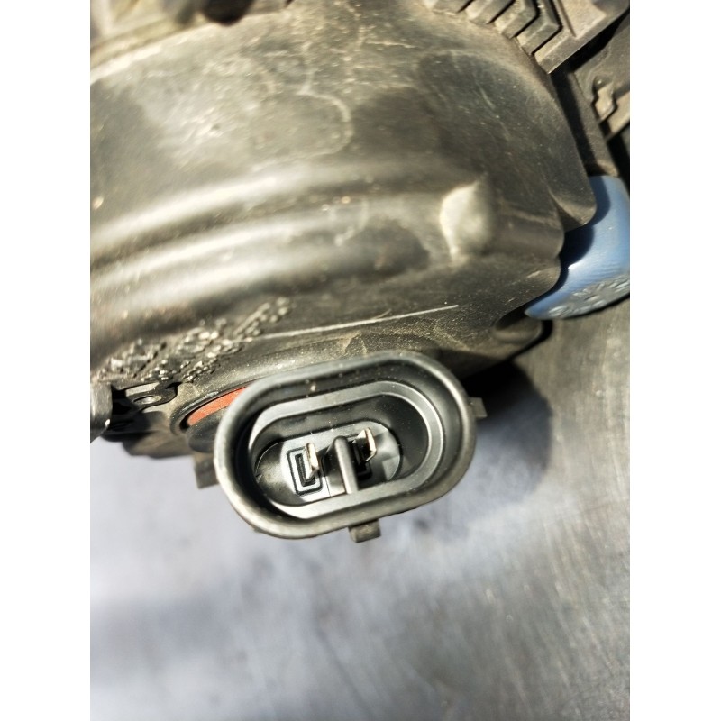 Recambio de faro antiniebla izquierdo para renault megane iii grandtour (kz0/1) 1.6 16v (kz0u, kz1b, kz1u) referencia OEM IAM 89