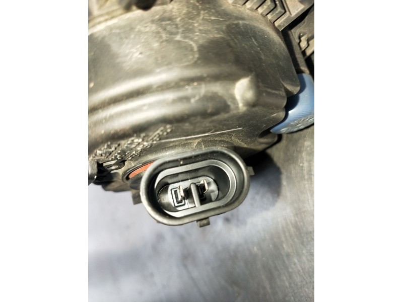 Recambio de faro antiniebla izquierdo para renault megane iii grandtour (kz0/1) 1.6 16v (kz0u, kz1b, kz1u) referencia OEM IAM 89