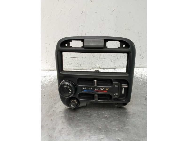 Recambio de mando calefaccion / aire acondicionado para hyundai atos (mx) 1.1 referencia OEM IAM   2003