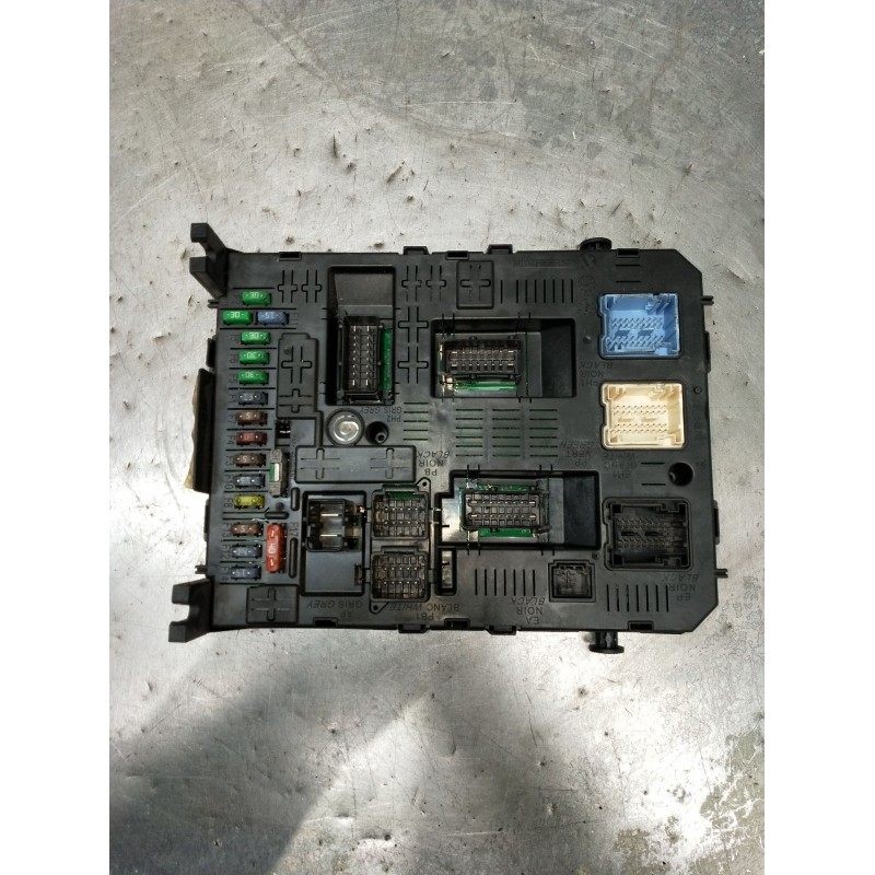 Recambio de caja reles / fusibles para citroën c5 iii (rd_) 1.6 hdi 110 referencia OEM IAM 966405908002 BSI04EV 2008