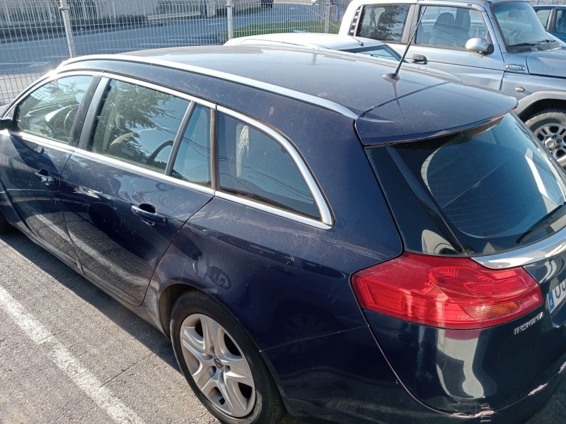 opel insignia a sports tourer (g09) del año 2010