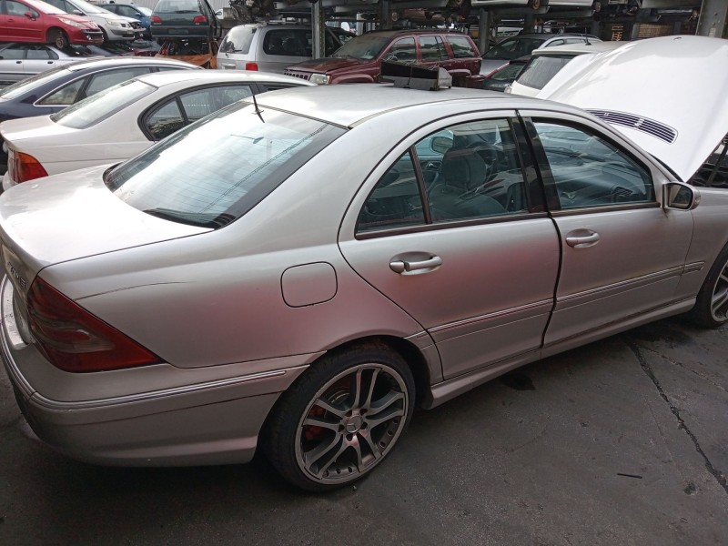mercedes-benz clase c (w203) del año 2006
