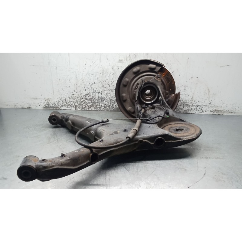 Recambio de mangueta trasera derecha para mercedes-benz vito / mixto furgoneta (w639) 111 cdi (639.601, 639.603, 639.605) refere