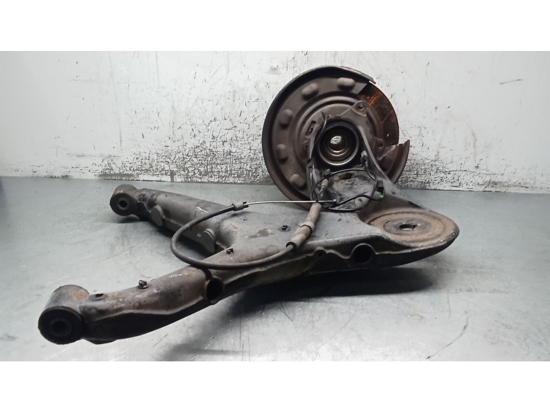 Recambio de mangueta trasera derecha para mercedes-benz vito / mixto furgoneta (w639) 111 cdi (639.601, 639.603, 639.605) refere