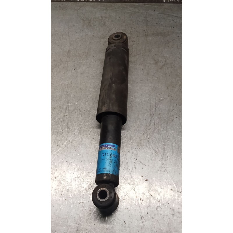 Recambio de amortiguador trasero derecho para mercedes-benz vito / mixto furgoneta (w639) 111 cdi (639.601, 639.603, 639.605) re