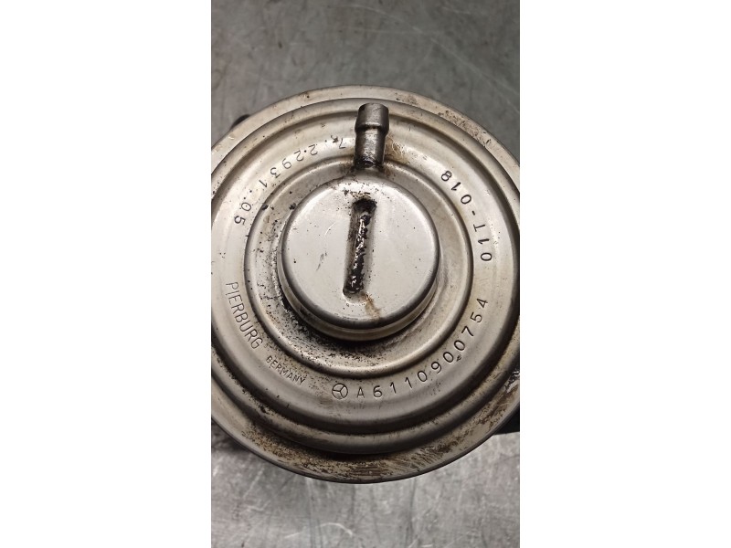 Recambio de valvula egr para mercedes-benz clase c (w203) c 270 cdi (203.016) referencia OEM IAM A6110900754 72293105 00