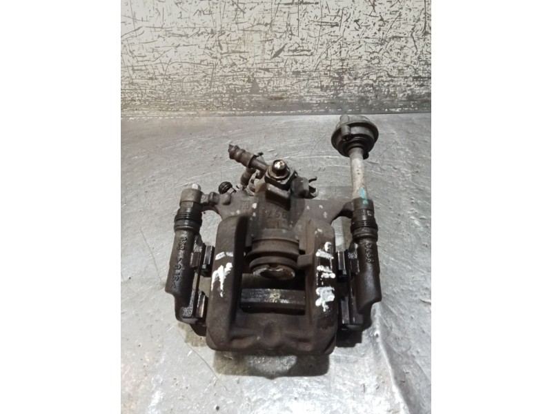 Recambio de pinza freno trasera izquierda para opel astra j (p10) 1.6 (68) referencia OEM IAM   10
