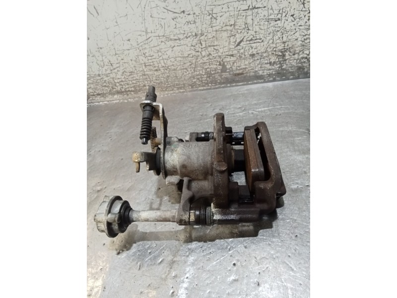 Recambio de pinza freno trasera izquierda para opel astra j (p10) 1.6 (68) referencia OEM IAM   10