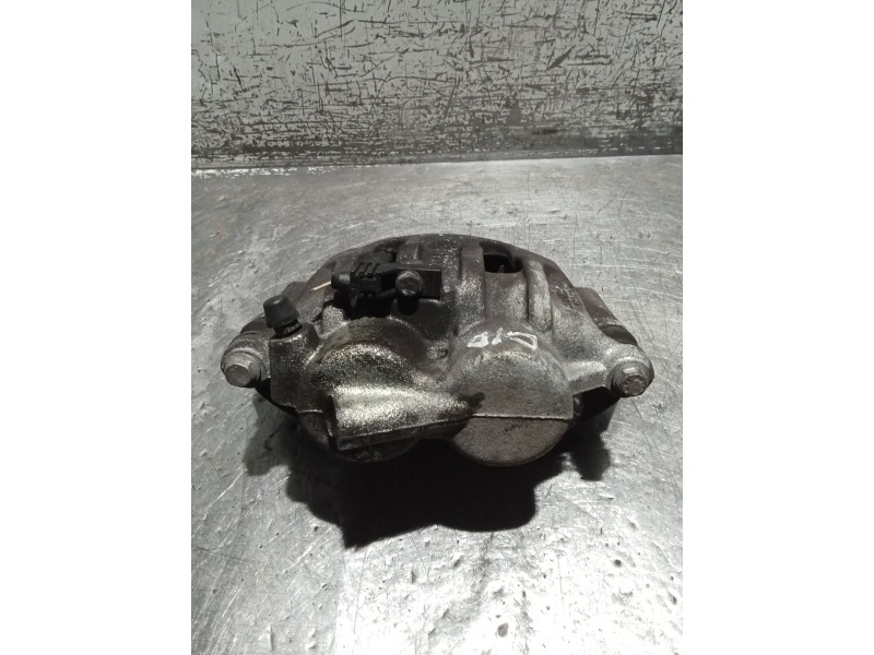 Recambio de pinza freno delantera derecha para mercedes-benz vito / mixto furgoneta (w639) 111 cdi (639.601, 639.603, 639.605) r