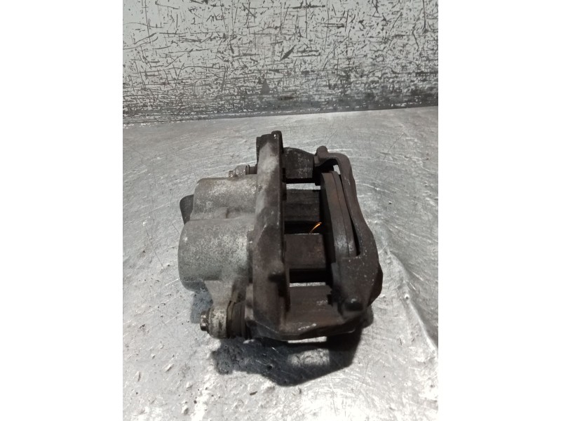 Recambio de pinza freno delantera izquierda para mercedes-benz vito / mixto furgoneta (w639) 111 cdi (639.601, 639.603, 639.605)