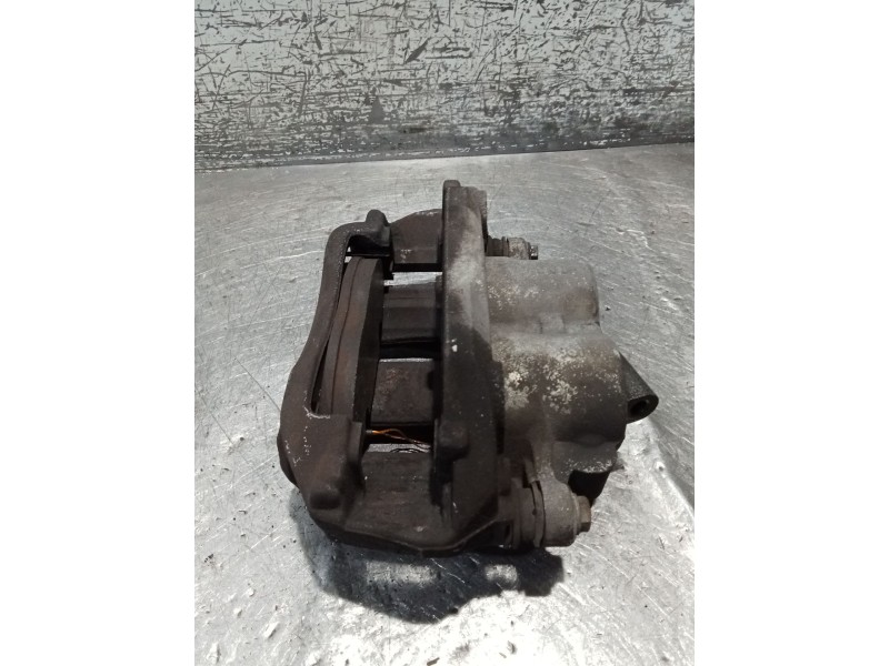 Recambio de pinza freno delantera izquierda para mercedes-benz vito / mixto furgoneta (w639) 111 cdi (639.601, 639.603, 639.605)
