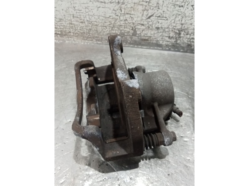 Recambio de pinza freno delantera derecha para opel insignia a sports tourer (g09) 2.0 cdti (35) referencia OEM IAM   08