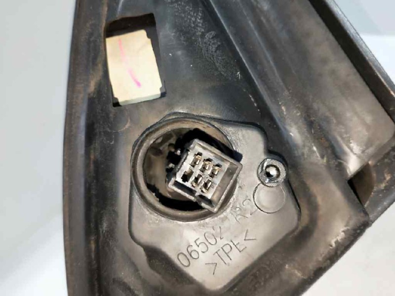 Recambio de retrovisor derecho para opel corsa c 1.4 16v referencia OEM IAM   ELECTRICO