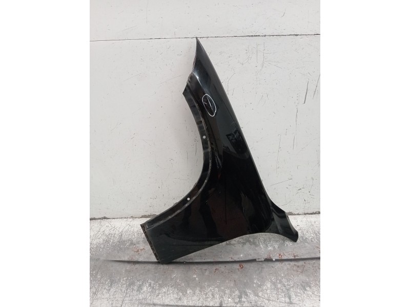 Recambio de aleta delantera izquierda para bmw x1 (e84) sdrive 18 d referencia OEM IAM   