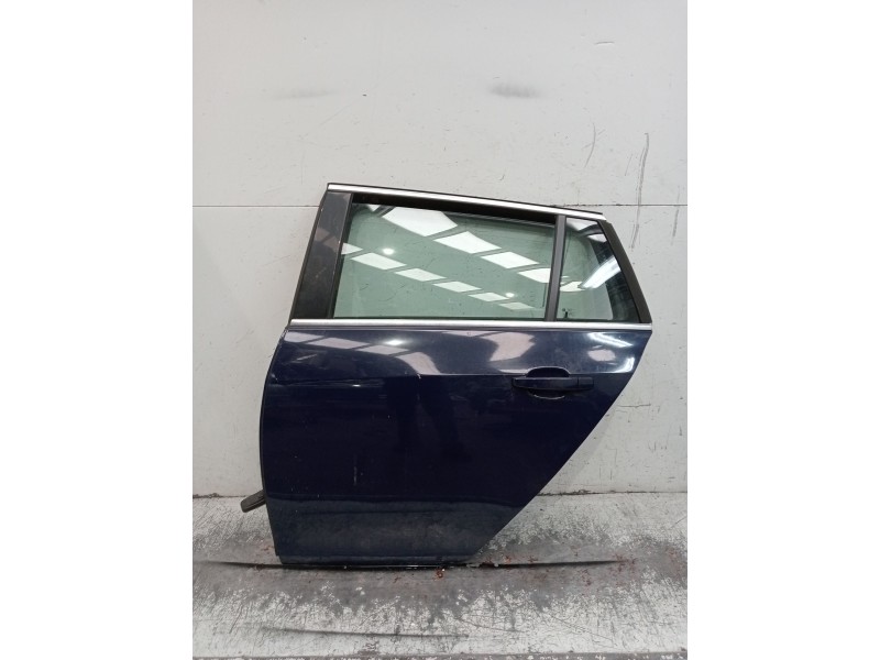 Recambio de puerta trasera izquierda para opel insignia a sports tourer (g09) 2.0 cdti (35) referencia OEM IAM   
