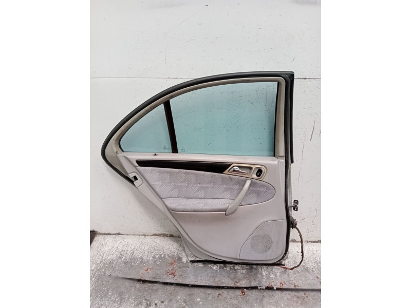 Recambio de puerta trasera izquierda para mercedes-benz clase c (w203) c 270 cdi (203.016) referencia OEM IAM   