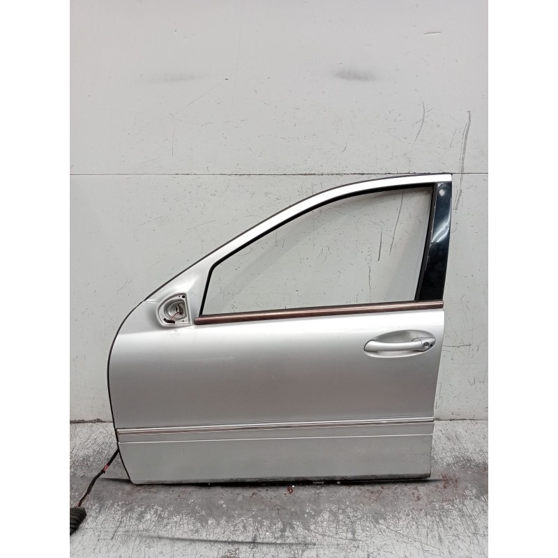 Recambio de puerta delantera izquierda para mercedes-benz clase c (w203) c 270 cdi (203.016) referencia OEM IAM   