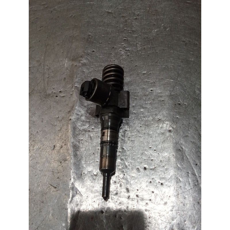 Recambio de inyector para audi a4 b7 (8ec) 2.0 tdi 16v referencia OEM IAM 0414720404 03G130073G BOSCH