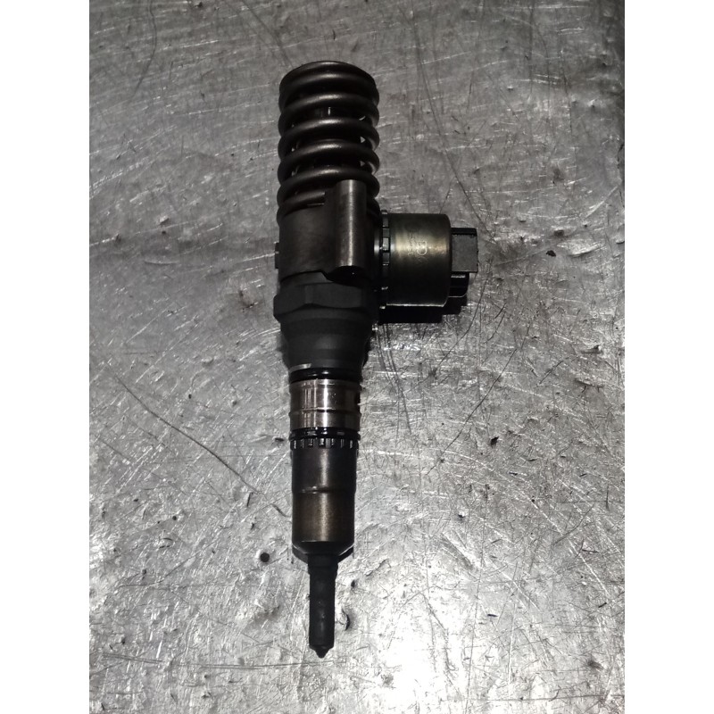 Recambio de inyector para audi a4 b7 (8ec) 2.0 tdi 16v referencia OEM IAM 0414720404 03G130073G BOSCH