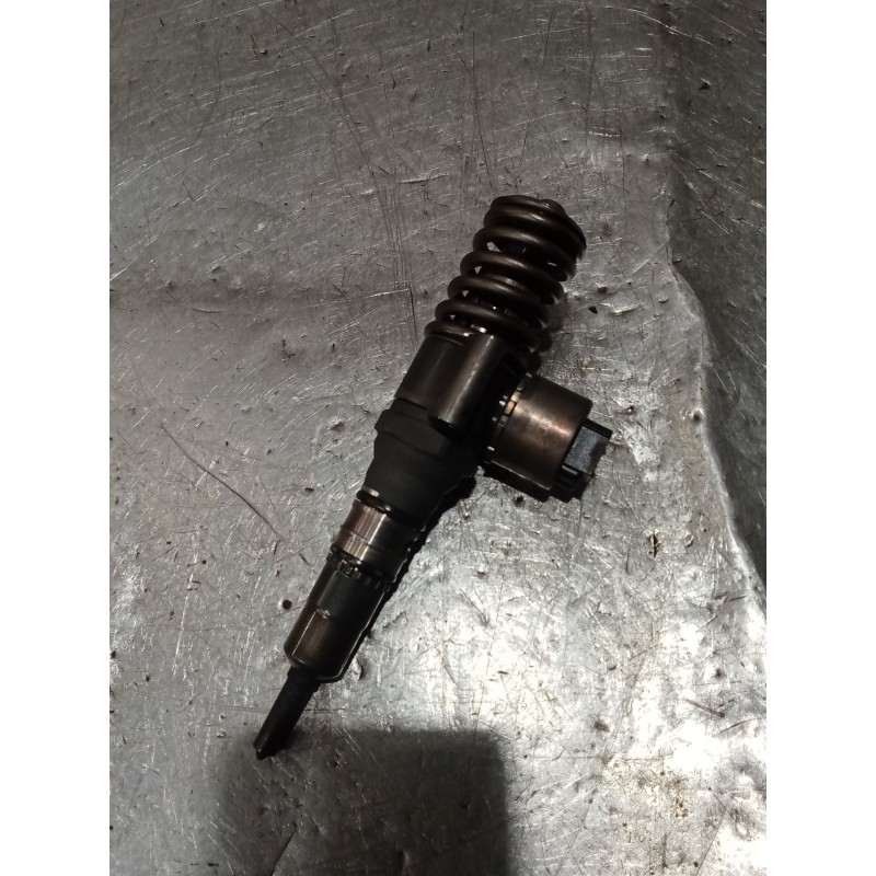 Recambio de inyector para audi a4 b7 (8ec) 2.0 tdi 16v referencia OEM IAM 0414720404 03G130073G BOSCH