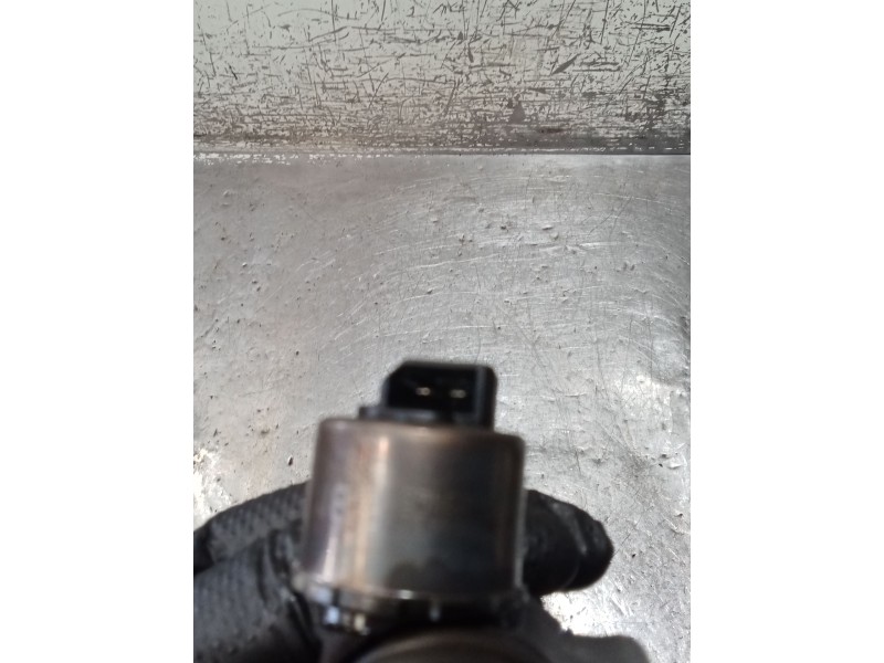 Recambio de inyector para audi a4 b7 (8ec) 2.0 tdi 16v referencia OEM IAM 0414720404 03G130073G BOSCH