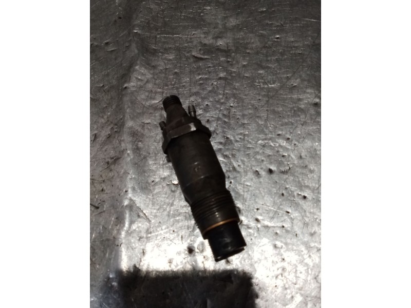 Recambio de inyector para jeep grand cherokee ii (wj, wg) 3.1 td 4x4 referencia OEM IAM KCA17S89 963230 BOSCH
