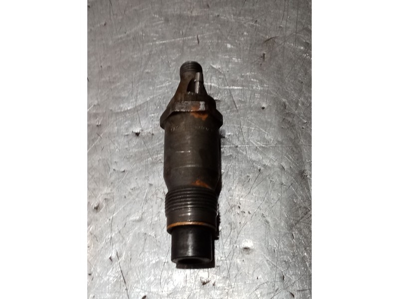 Recambio de inyector para jeep grand cherokee ii (wj, wg) 3.1 td 4x4 referencia OEM IAM KCA17S89 963230 BOSCH