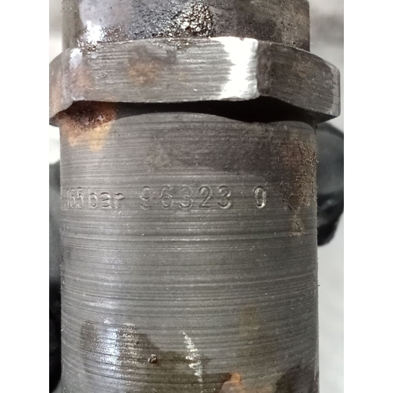 Recambio de inyector para jeep grand cherokee ii (wj, wg) 3.1 td 4x4 referencia OEM IAM KCA17S89 963230 BOSCH