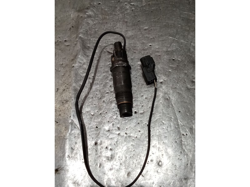 Recambio de inyector para jeep grand cherokee ii (wj, wg) 3.1 td 4x4 referencia OEM IAM KCA17S100 781161 BOSCH