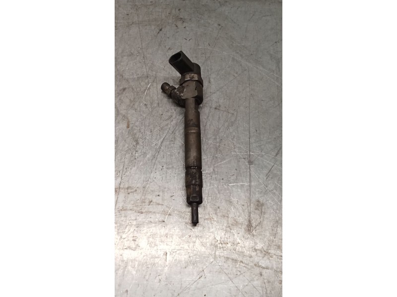 Recambio de inyector para mercedes-benz clase c (w203) c 270 cdi (203.016) referencia OEM IAM 0445110072 A6110700987 BOSCH