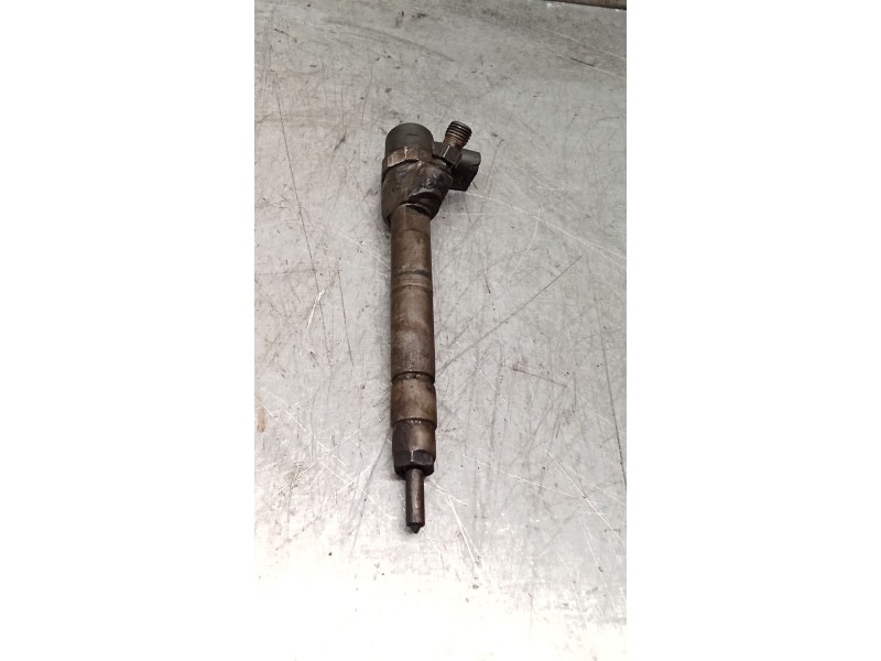 Recambio de inyector para mercedes-benz clase c (w203) c 270 cdi (203.016) referencia OEM IAM 0445110072 A6110700987 BOSCH
