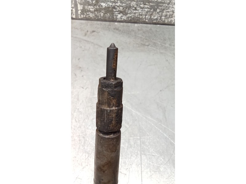 Recambio de inyector para mercedes-benz clase c (w203) c 270 cdi (203.016) referencia OEM IAM 0445110072 A6110700987 BOSCH