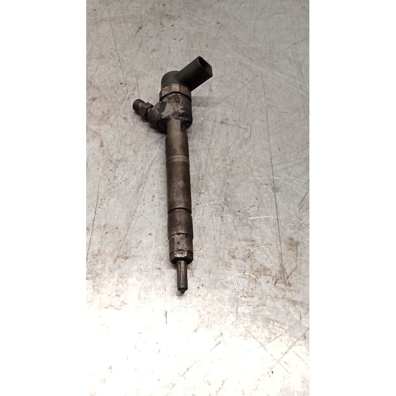 Recambio de inyector para mercedes-benz clase c (w203) c 270 cdi (203.016) referencia OEM IAM 0445110072 A6110700987 BOSCH