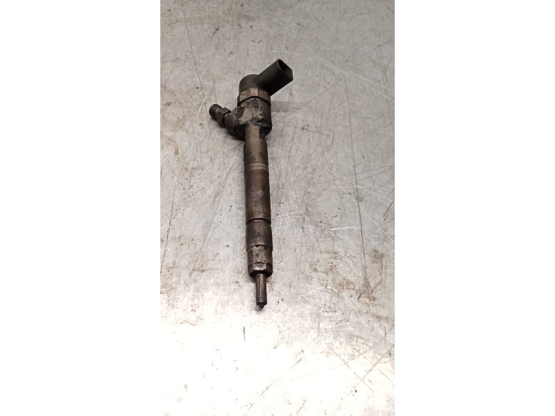 Recambio de inyector para mercedes-benz clase c (w203) c 270 cdi (203.016) referencia OEM IAM 0445110072 A6110700987 BOSCH