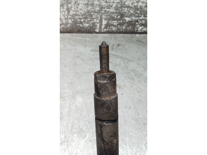 Recambio de inyector para mercedes-benz clase c (w203) c 270 cdi (203.016) referencia OEM IAM 0445110072 A6110700987 BOSCH