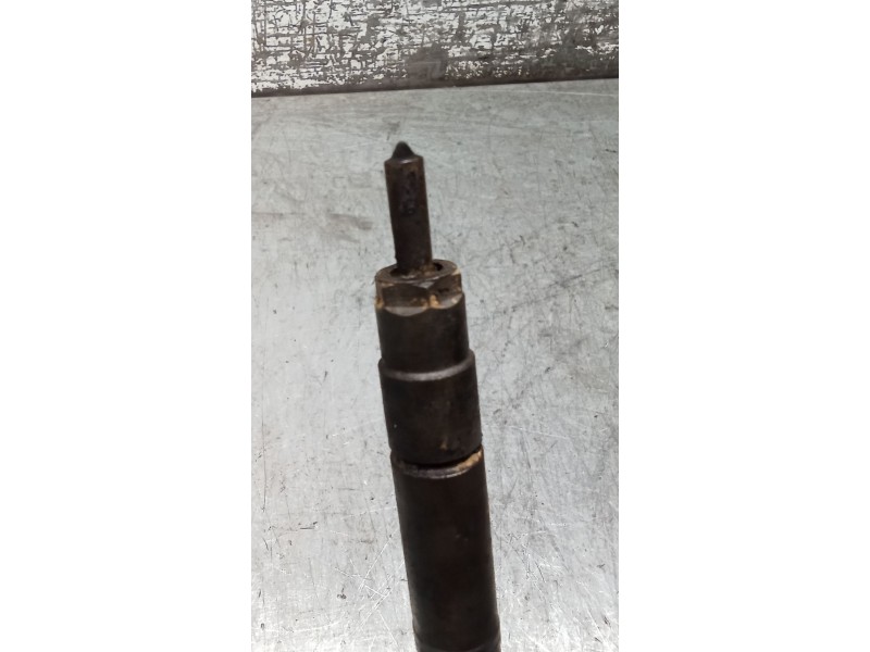 Recambio de inyector para mercedes-benz clase c (w203) c 270 cdi (203.016) referencia OEM IAM 0445110072 A6110700987 BOSCH