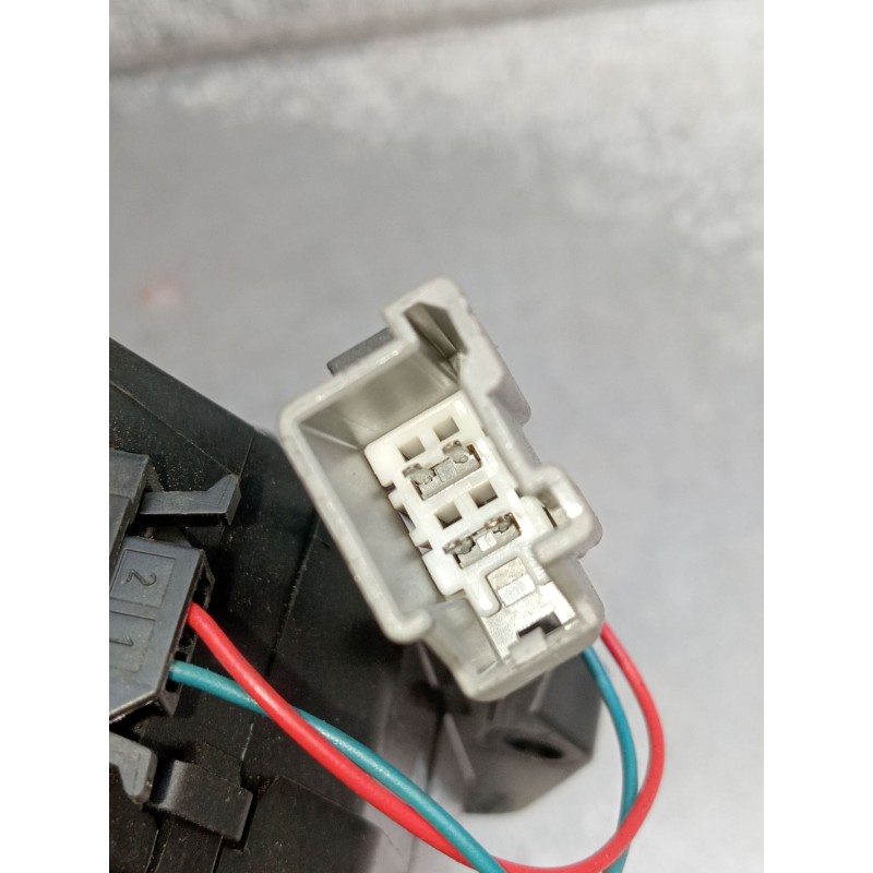 Recambio de motor cierre centralizado porton para jaguar xj luxury referencia OEM IAM 242714 AF6314B629AE 2009 4P