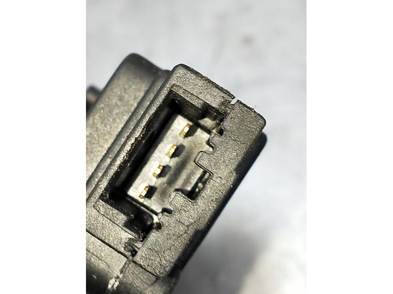 Recambio de motor cierre centralizado delantero izquierdo para hyundai atos (mx) 1.1 referencia OEM IAM  5P 2003