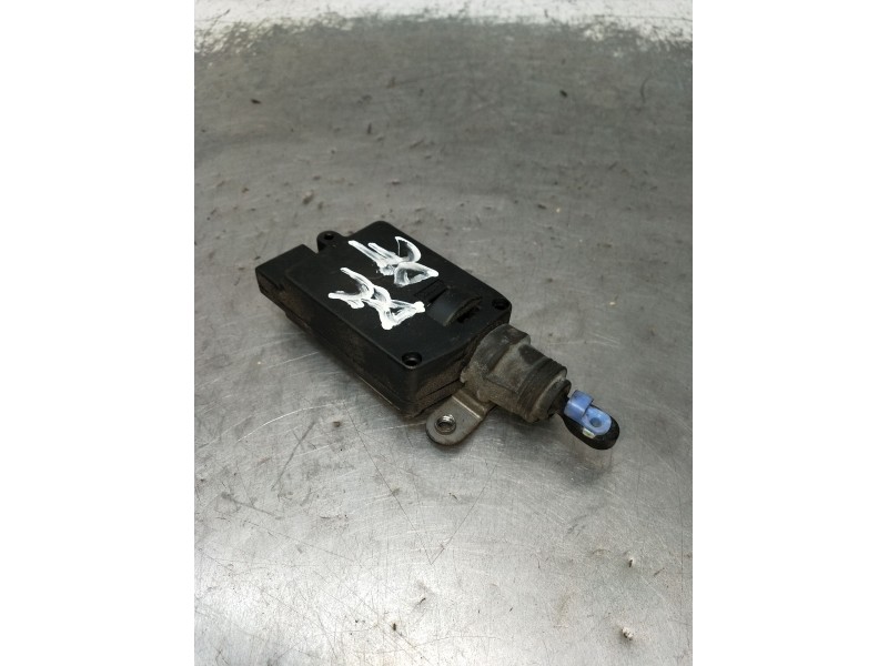 Recambio de motor cierre centralizado delantero derecho para hyundai atos (mx) 1.1 referencia OEM IAM  5P 2003