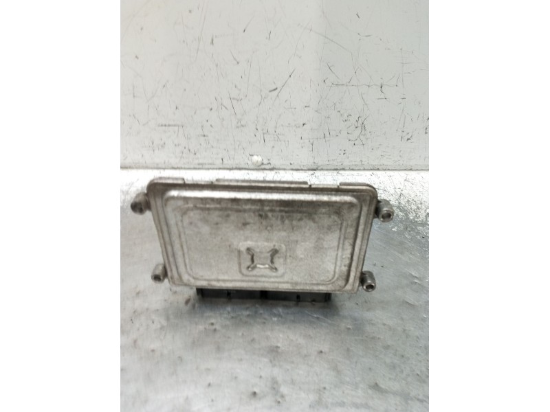 Recambio de centralita motor uce para chevrolet spark (m300) 1.0 referencia OEM IAM 5WY1K11A 25182025 96958816 2010
