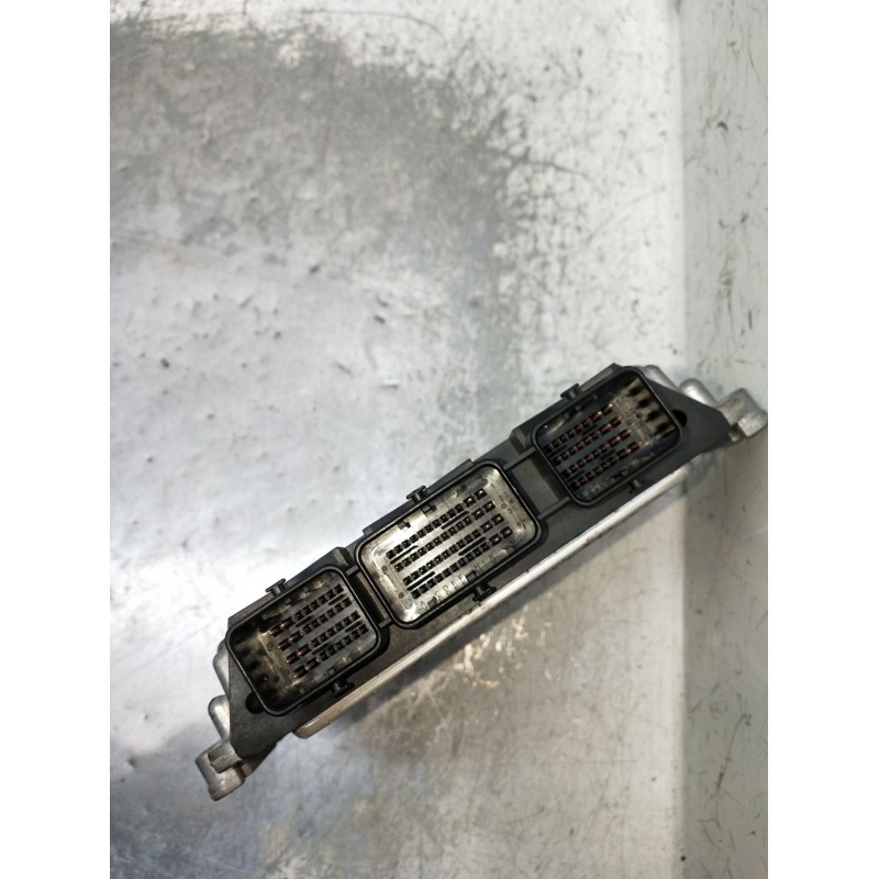 Recambio de centralita motor uce para citroën c5 iii (rd_) 1.6 hdi 110 referencia OEM IAM 0281013872 9664843780 1039S20163 2008