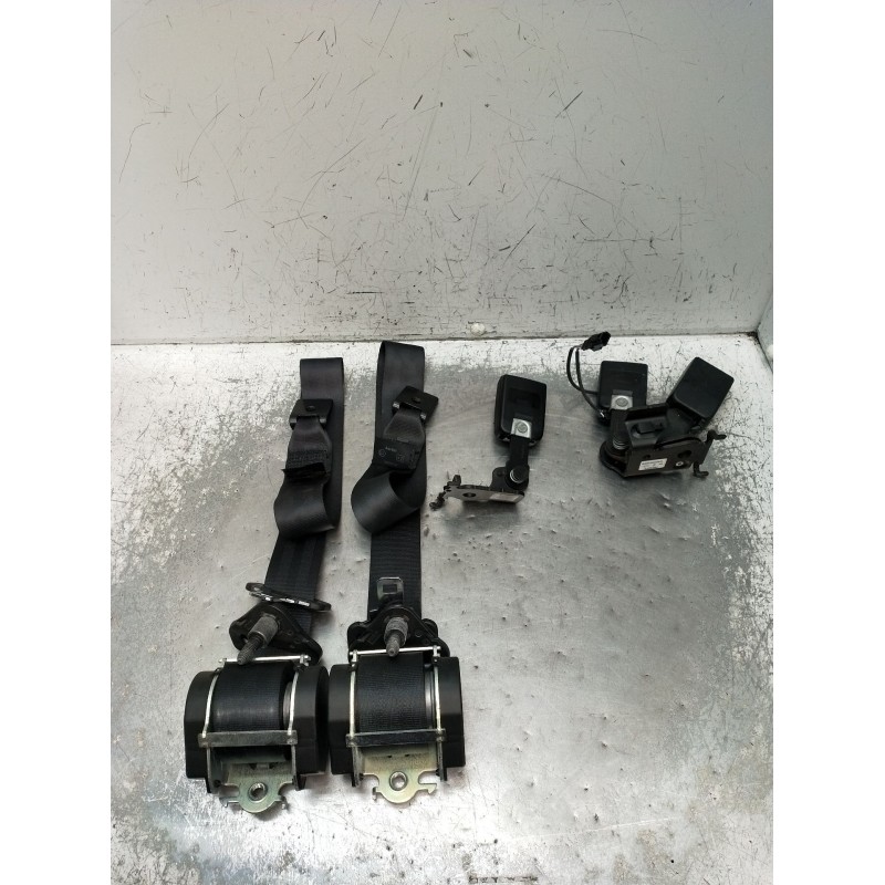 Recambio de juego cinturones trasero para renault megane iii grandtour (kz0/1) 1.6 16v (kz0u, kz1b, kz1u) referencia OEM IAM  5P
