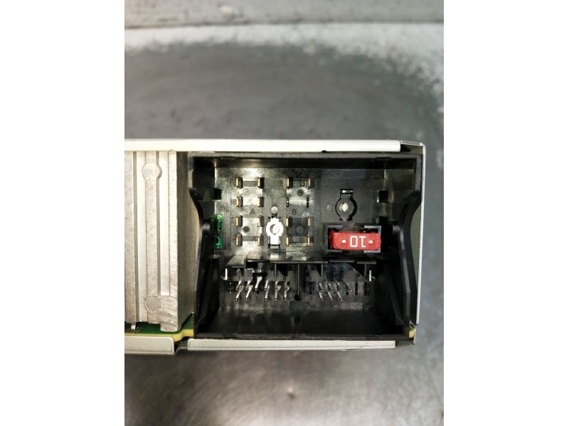 Recambio de sistema audio / radio cd para renault megane iii grandtour (kz0/1) 1.6 16v (kz0u, kz1b, kz1u) referencia OEM IAM 764
