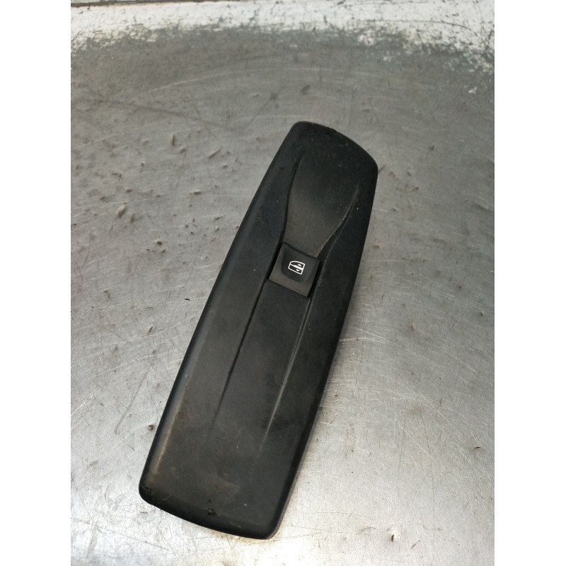 Recambio de mando elevalunas delantero derecho para renault megane iii grandtour (kz0/1) 1.6 16v (kz0u, kz1b, kz1u) referencia O