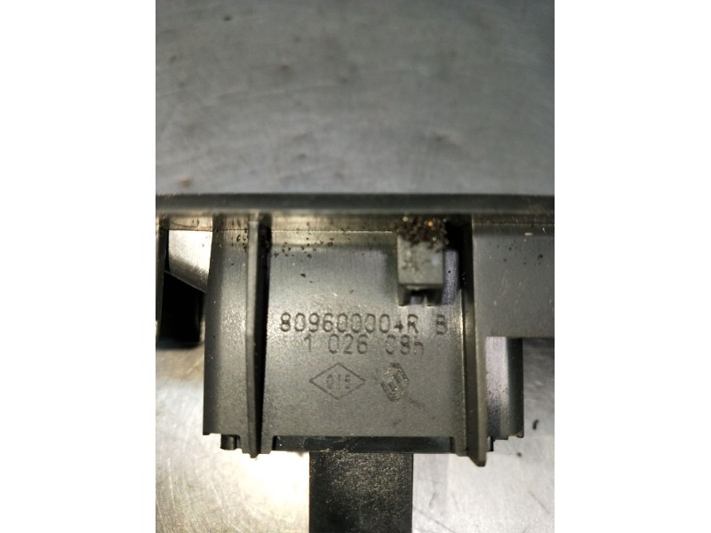 Recambio de mando elevalunas delantero derecho para renault megane iii grandtour (kz0/1) 1.6 16v (kz0u, kz1b, kz1u) referencia O