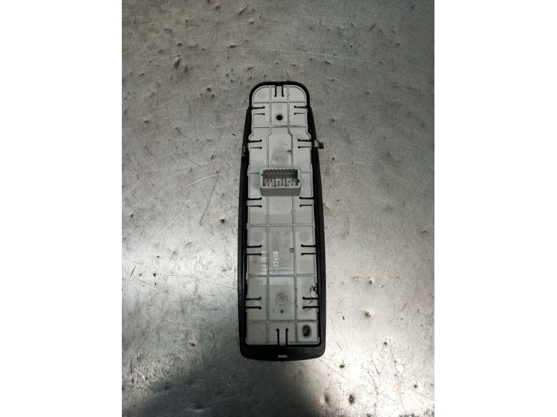 Recambio de mando elevalunas delantero izquierdo para renault megane iii grandtour (kz0/1) 1.6 16v (kz0u, kz1b, kz1u) referencia